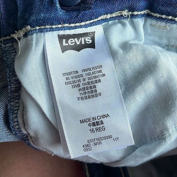 Levi's Shorty Shorts Embroidered Jean Shorts Girls 16 Regular Blue - Picture 8 of 11